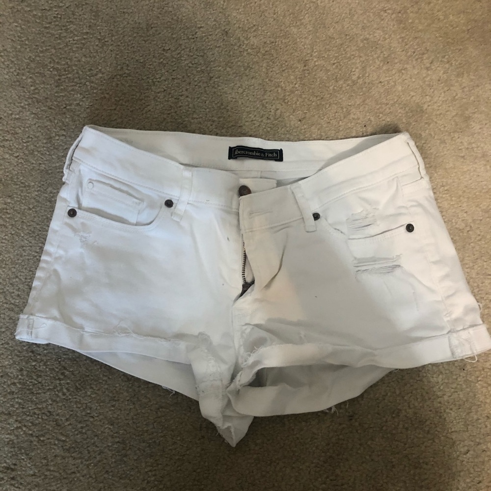 Abercrombie and Fitch white shorts